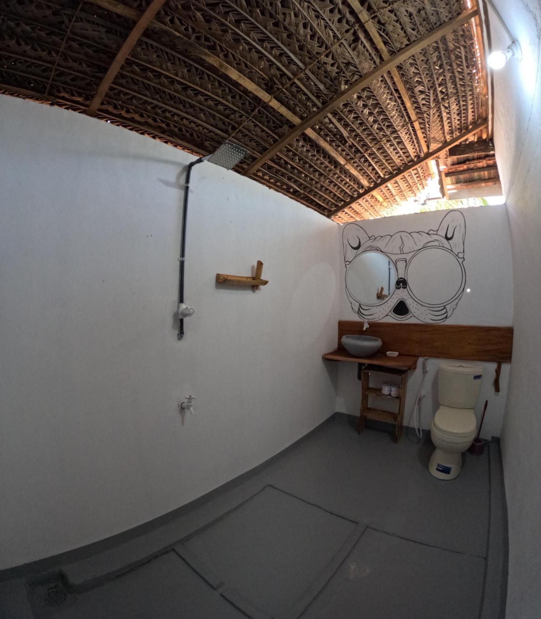 C U Hostel Trincomalee Luaran gambar